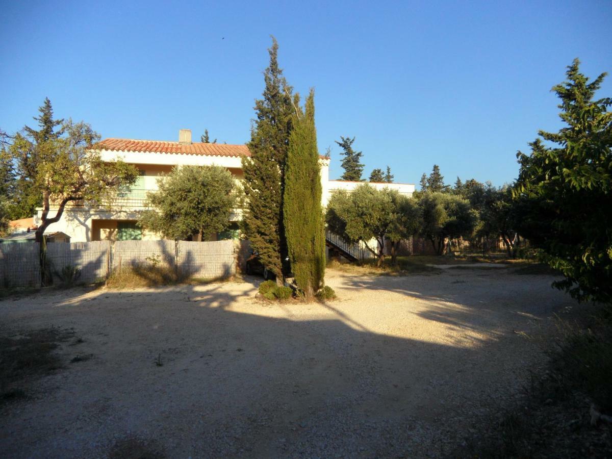 Mas Vincent Apartman La Fare-les-Oliviers Kültér fotó